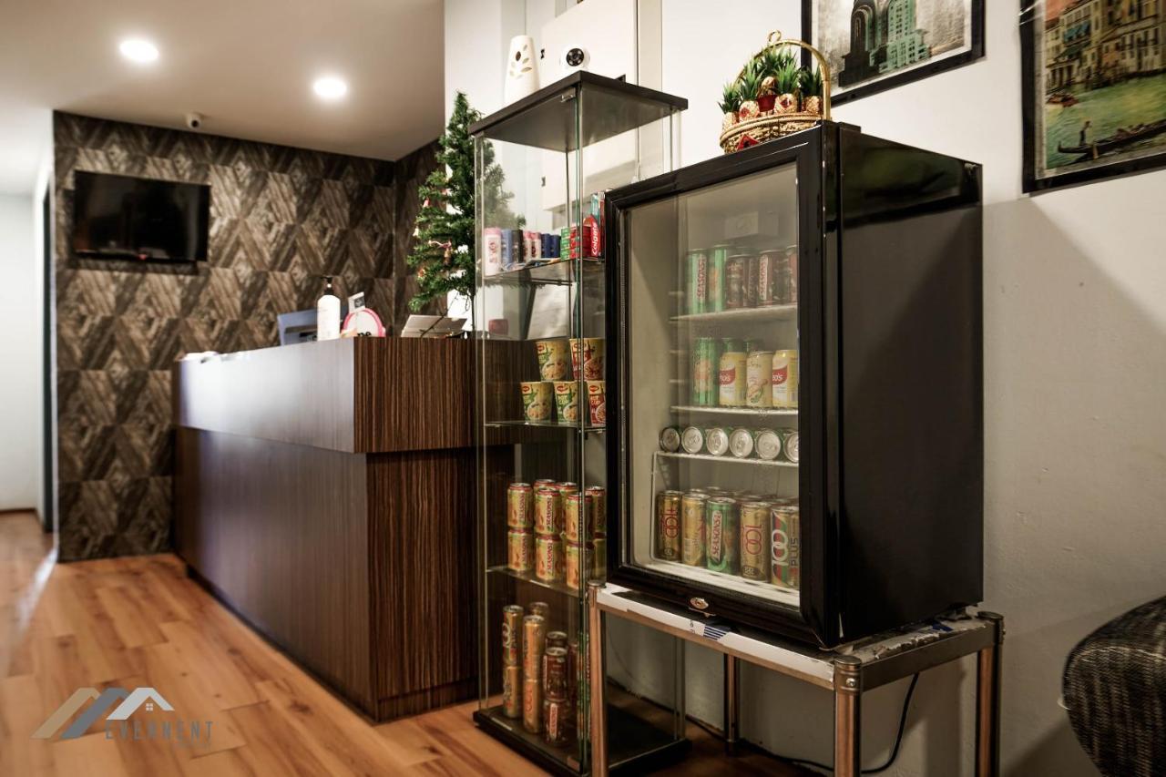 Welcome Inn By Evernent @ Pelita Commercial, Miri Eksteriør billede